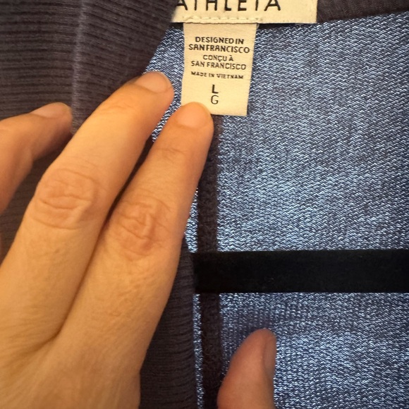 Athleta Women’s dark blue Cardigan size Large - Picture 4 of 5